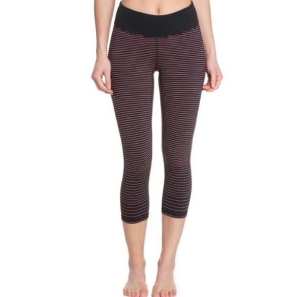 Lucy powermax Stripped Capri hatha Leggings, Sz. S - Picture 1 of 8